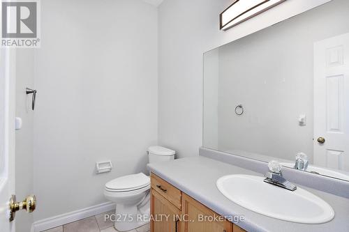 25 - 1570 Richmond Street, London, ON - Indoor Photo Showing Bathroom