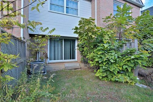 25 - 1570 Richmond Street, London, ON - Outdoor