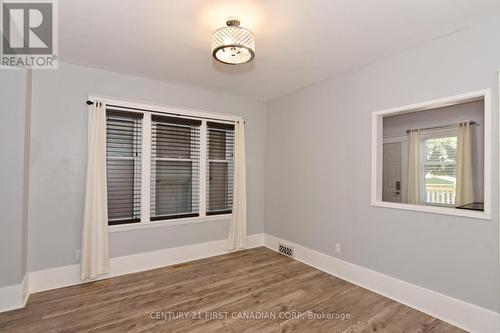 452 Charlotte Street, London, ON - Indoor Photo Showing Other Room