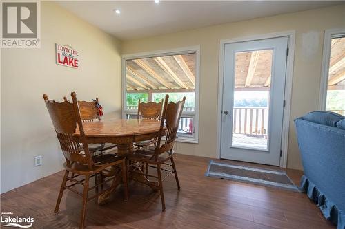 448 Kings Farm Road, Georgian Bay, ON - Indoor Photo Showing Dining Room