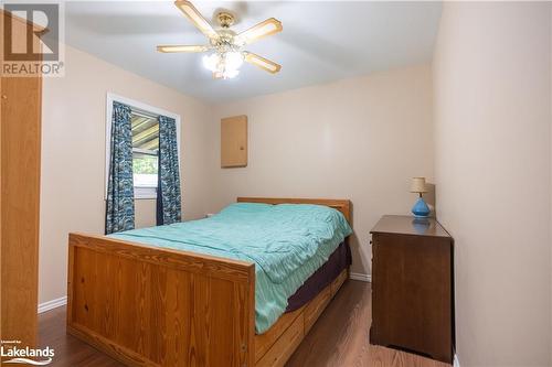 448 Kings Farm Road, Georgian Bay, ON - Indoor Photo Showing Bedroom