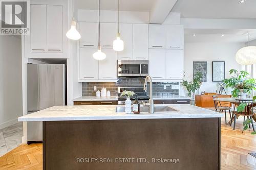 204 - 99 Chandos Avenue, Toronto, ON - Indoor Photo Showing Kitchen With Upgraded Kitchen