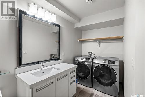 513 2012 Pohorecky Crescent, Saskatoon, SK - Indoor Photo Showing Laundry Room