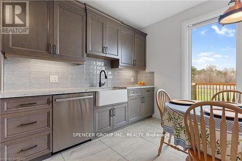 377 10Th Concession Road, Norfolk, ON - Indoor Photo Showing Kitchen