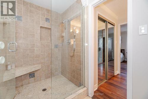 2128 Wincanton Crescent, Mississauga, ON - Indoor Photo Showing Bathroom