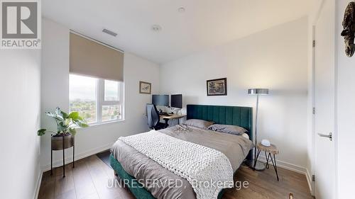 1018 - 3100 Keele Street, Toronto, ON - Indoor Photo Showing Bedroom