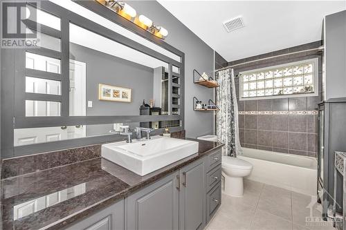 1266 Collier Crescent, Ottawa, ON - Indoor Photo Showing Bathroom