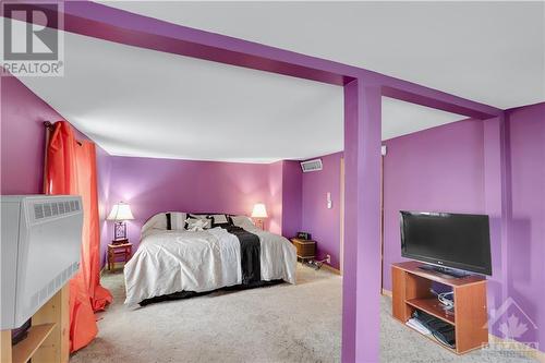 76 Stonehurst Street, Ottawa, ON - Indoor Photo Showing Bedroom