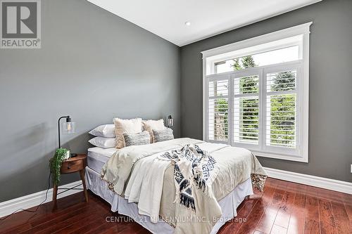 112 Cortina Crescent, Blue Mountains, ON - Indoor Photo Showing Bedroom