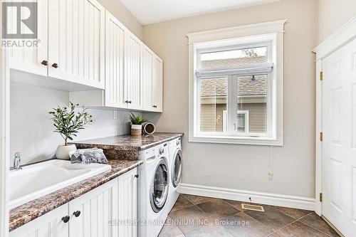 112 Cortina Crescent, Blue Mountains, ON - Indoor Photo Showing Laundry Room