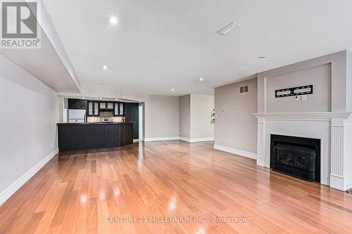 112 Cortina Crescent, Blue Mountains, ON - Indoor Photo Showing Living Room With Fireplace