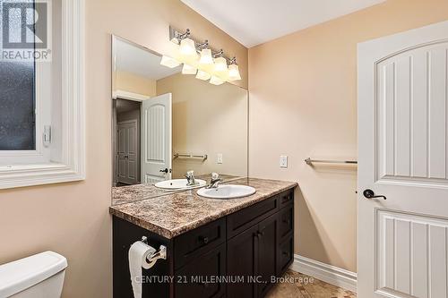 112 Cortina Crescent, Blue Mountains, ON - Indoor Photo Showing Bathroom