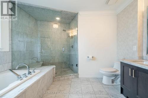 4610 Cornerstone Drive, Burlington, ON - Indoor Photo Showing Bathroom