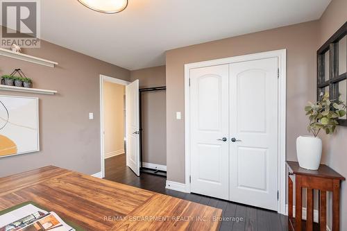 4610 Cornerstone Drive, Burlington, ON - Indoor Photo Showing Other Room