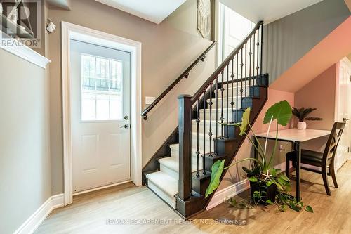 4610 Cornerstone Drive, Burlington, ON - Indoor Photo Showing Other Room