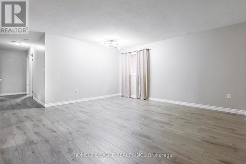 37 Athabaska Road, Barrie, ON - Indoor Photo Showing Other Room