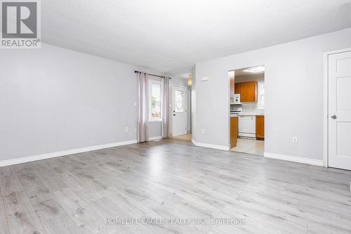 37 Athabaska Road, Barrie, ON - Indoor