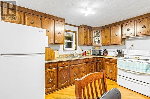 6 Third Avenue North, Sauble Beach, ON - Indoor Photo Showing Kitchen With Double Sink