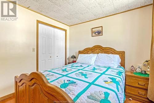 6 Third Avenue North, Sauble Beach, ON - Indoor Photo Showing Bedroom