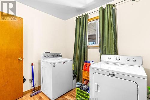 6 Third Avenue North, Sauble Beach, ON - Indoor Photo Showing Laundry Room