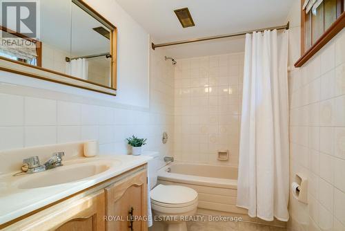 28 Clyde Road, Toronto, ON - Indoor Photo Showing Bathroom