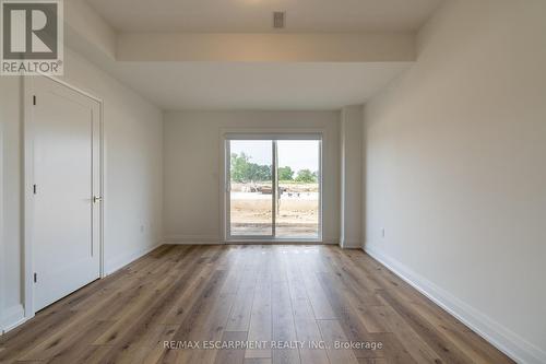 11 Raspberry Lane, Hamilton, ON - Indoor Photo Showing Other Room