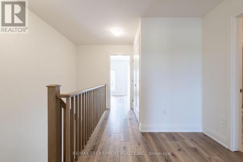 11 Raspberry Lane, Hamilton, ON - Indoor Photo Showing Other Room