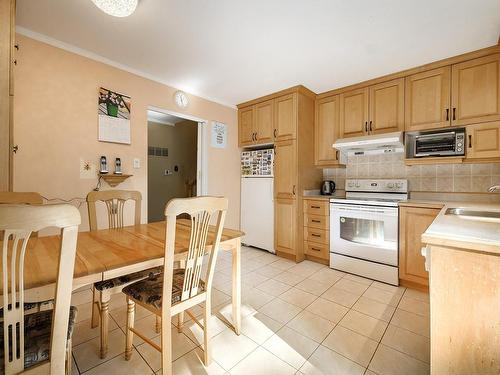 Kitchen - 13184 Rue Shelborne, Montréal (Pierrefonds-Roxboro), QC - Indoor Photo Showing Kitchen