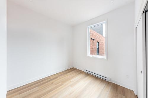 Bedroom - 389 Rue St-Zotique E., Montréal (Rosemont/La Petite-Patrie), QC - Indoor Photo Showing Other Room