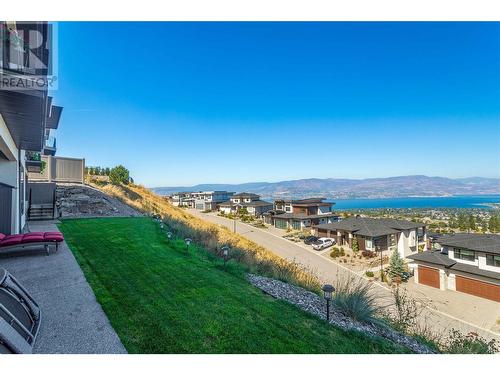 1016 Clarance Avenue, Kelowna, BC - Outdoor With Body Of Water With View