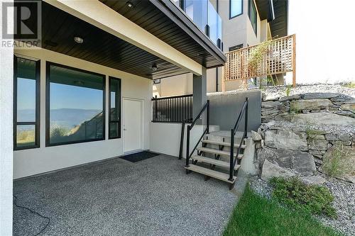 1016 Clarance Avenue, Kelowna, BC - Outdoor With Deck Patio Veranda With Exterior