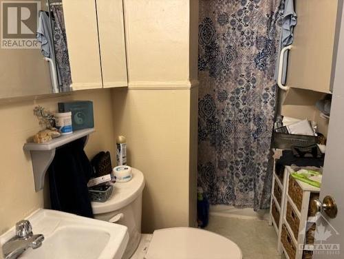 15 Elmsley Street N Unit#3, Smiths Falls, ON - Indoor Photo Showing Bathroom