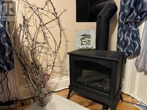 15 Elmsley Street N Unit#3, Smiths Falls, ON - Indoor Photo Showing Living Room With Fireplace