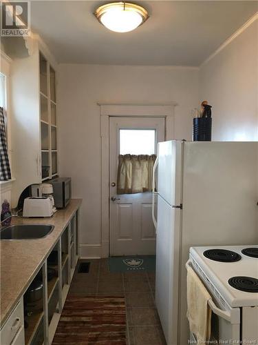 342-344 High St, Moncton, NB - Indoor Photo Showing Kitchen