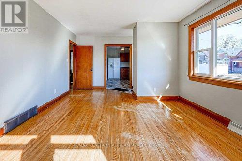 114 Arlington Avenue, Oshawa, ON - Indoor Photo Showing Other Room