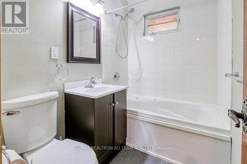 114 Arlington Avenue, Oshawa, ON - Indoor Photo Showing Bathroom