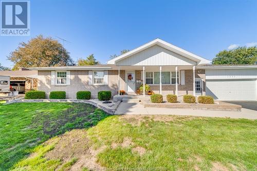 1234 Oxford Avenue, Kingsville, ON - Outdoor With Facade