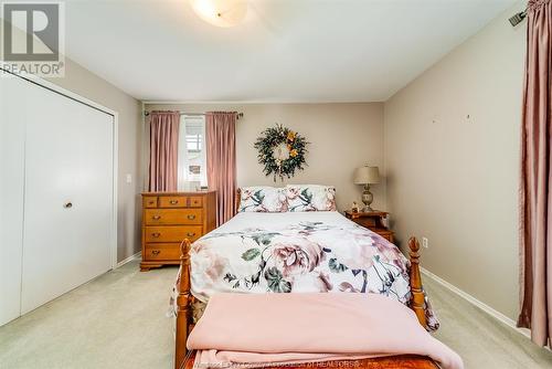 1234 Oxford Avenue, Kingsville, ON - Indoor Photo Showing Bedroom