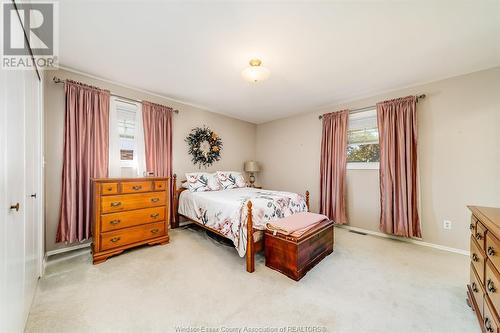 1234 Oxford Avenue, Kingsville, ON - Indoor Photo Showing Bedroom