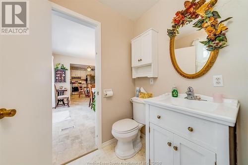 1234 Oxford Avenue, Kingsville, ON - Indoor Photo Showing Bathroom