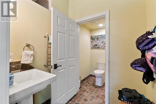 1530 Ravine Line, Kingsville, ON - Indoor Photo Showing Bathroom