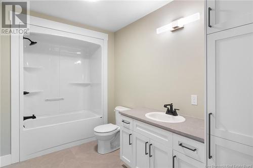 125 Attenborough Drive, Fredericton, NB - Indoor Photo Showing Bathroom