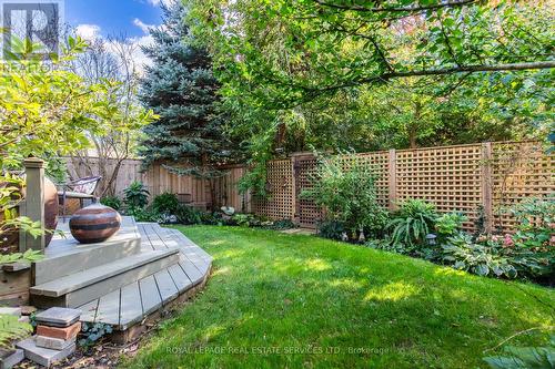 108 Chalmers Street, Oakville, ON - Outdoor