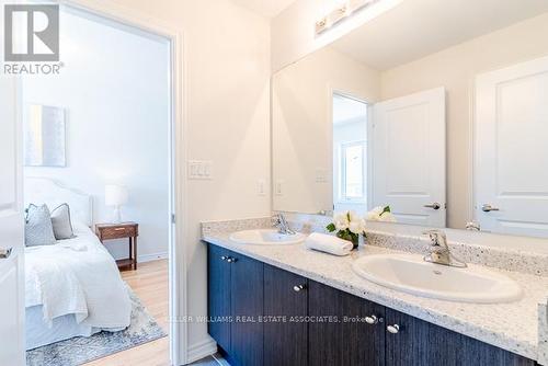 26 Bannister Road, Barrie, ON - Indoor Photo Showing Bathroom