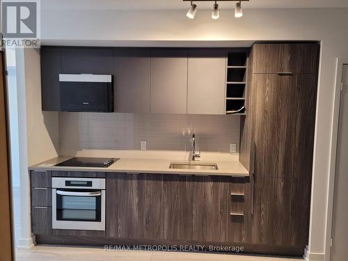 3703 - 2033 Kennedy Road, Toronto, ON - Indoor Photo Showing Kitchen