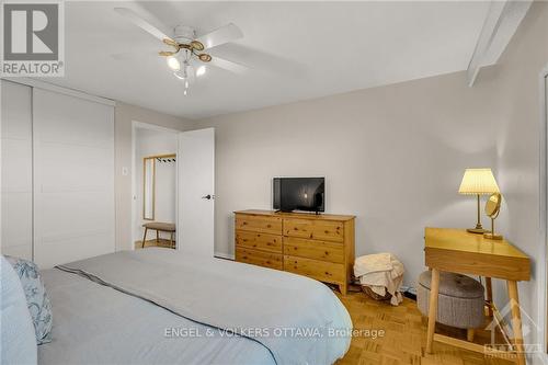 1007 - 1356 Meadowlands Drive E, Ottawa, ON - Indoor Photo Showing Bedroom