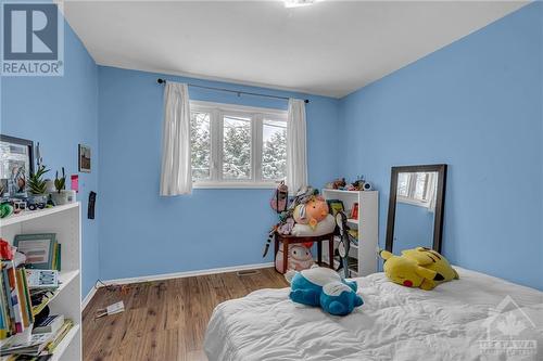 2581 Yarmouth Crescent, Ottawa, ON - Indoor Photo Showing Bedroom