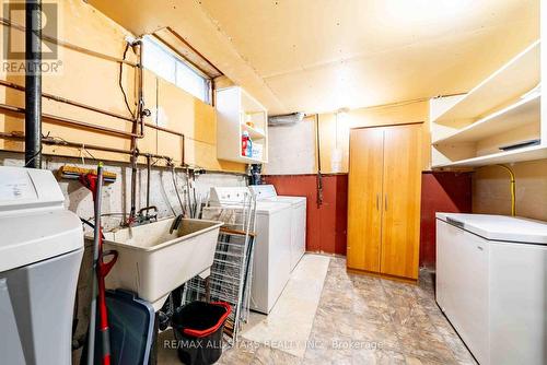 90 Chester Crescent, Scugog (Port Perry), ON - Indoor Photo Showing Laundry Room