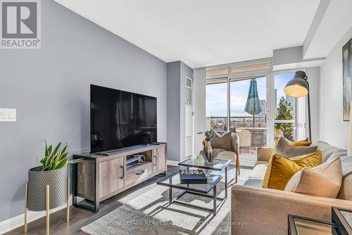 507 - 1 Michael Power Place, Toronto, ON - Indoor Photo Showing Living Room