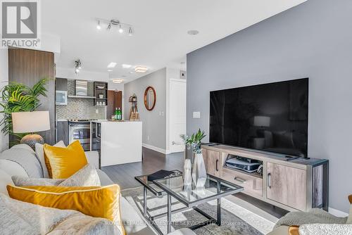 507 - 1 Michael Power Place, Toronto, ON - Indoor Photo Showing Living Room